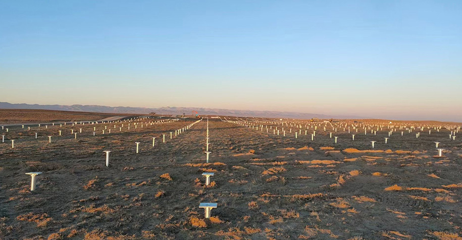 中国青海省に1000万キロワットの新エネルギー基地 - 太陽光発電構造